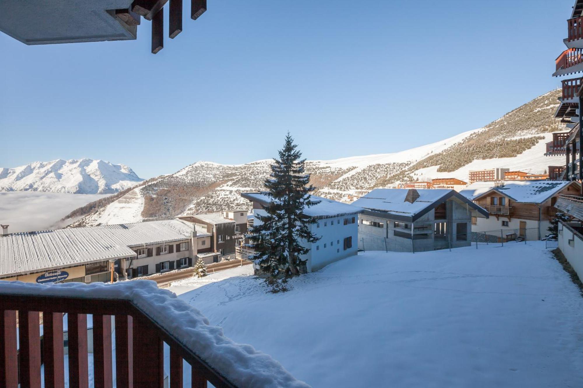 Residence Pierre & Vacances L'Ours Blanc Alpe d'Huez Exterior photo