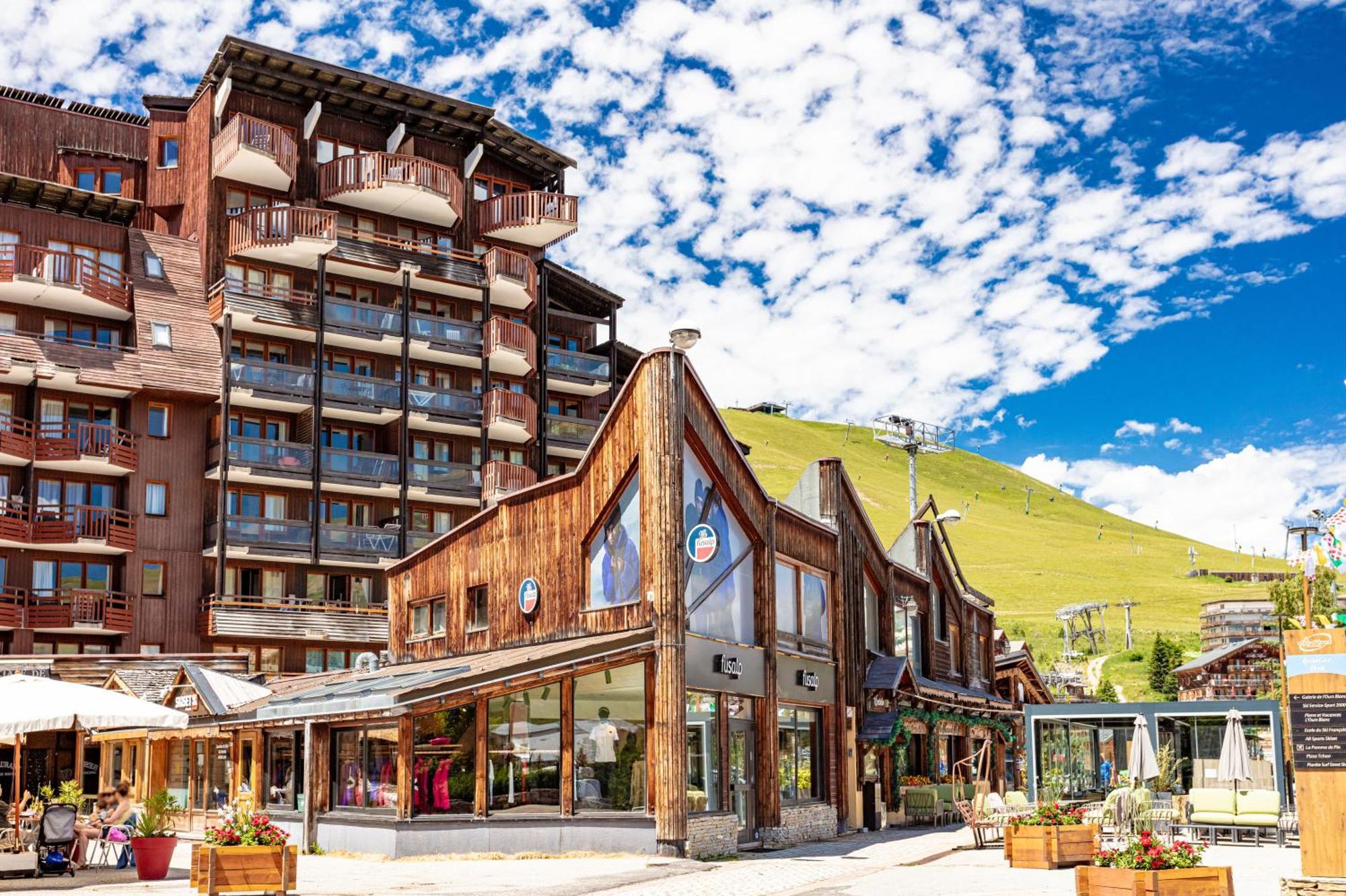 Residence Pierre & Vacances L'Ours Blanc Alpe d'Huez Exterior photo